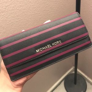 Michael Kors Jet Set Wallet